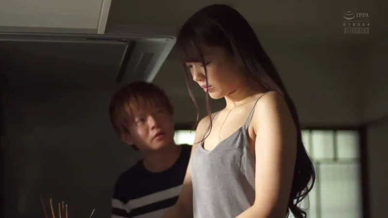 Chồng mới cưới của chị gái xxx cô em bà xã đang tội nghiệp vì thất tình